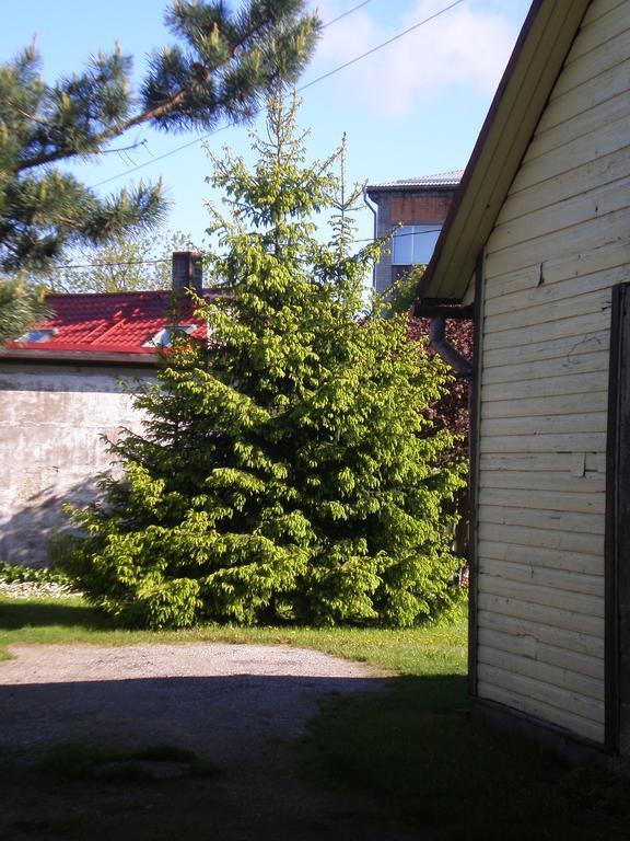 Jannseni Accommodation Пярну Екстериор снимка