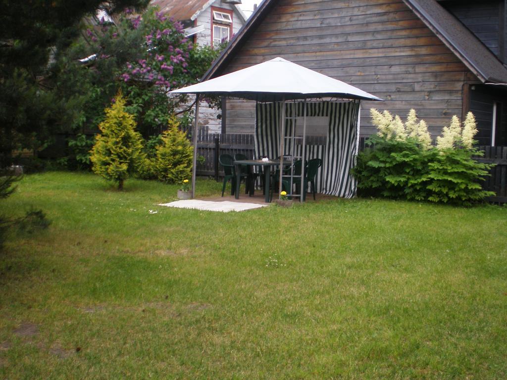 Jannseni Accommodation Пярну Екстериор снимка