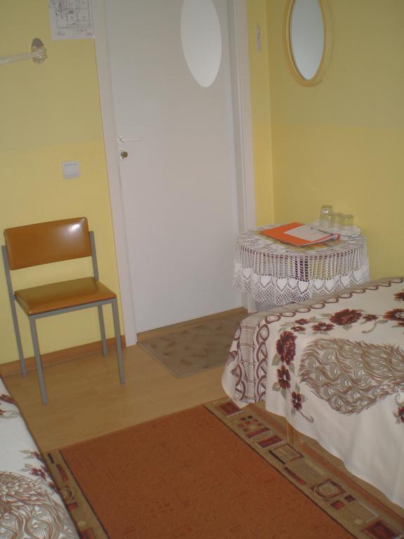 Jannseni Accommodation Пярну Екстериор снимка