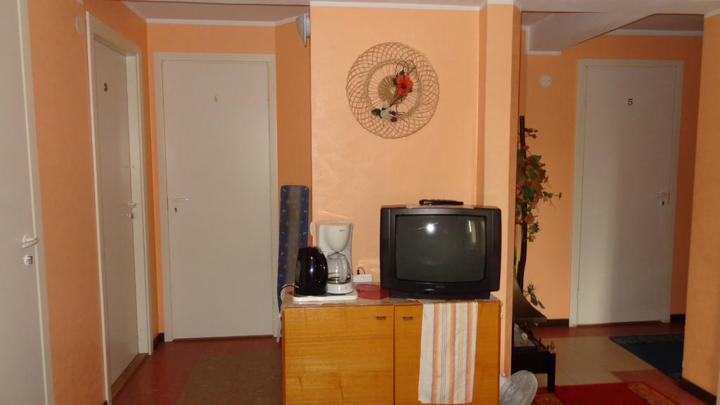 Jannseni Accommodation Пярну Екстериор снимка